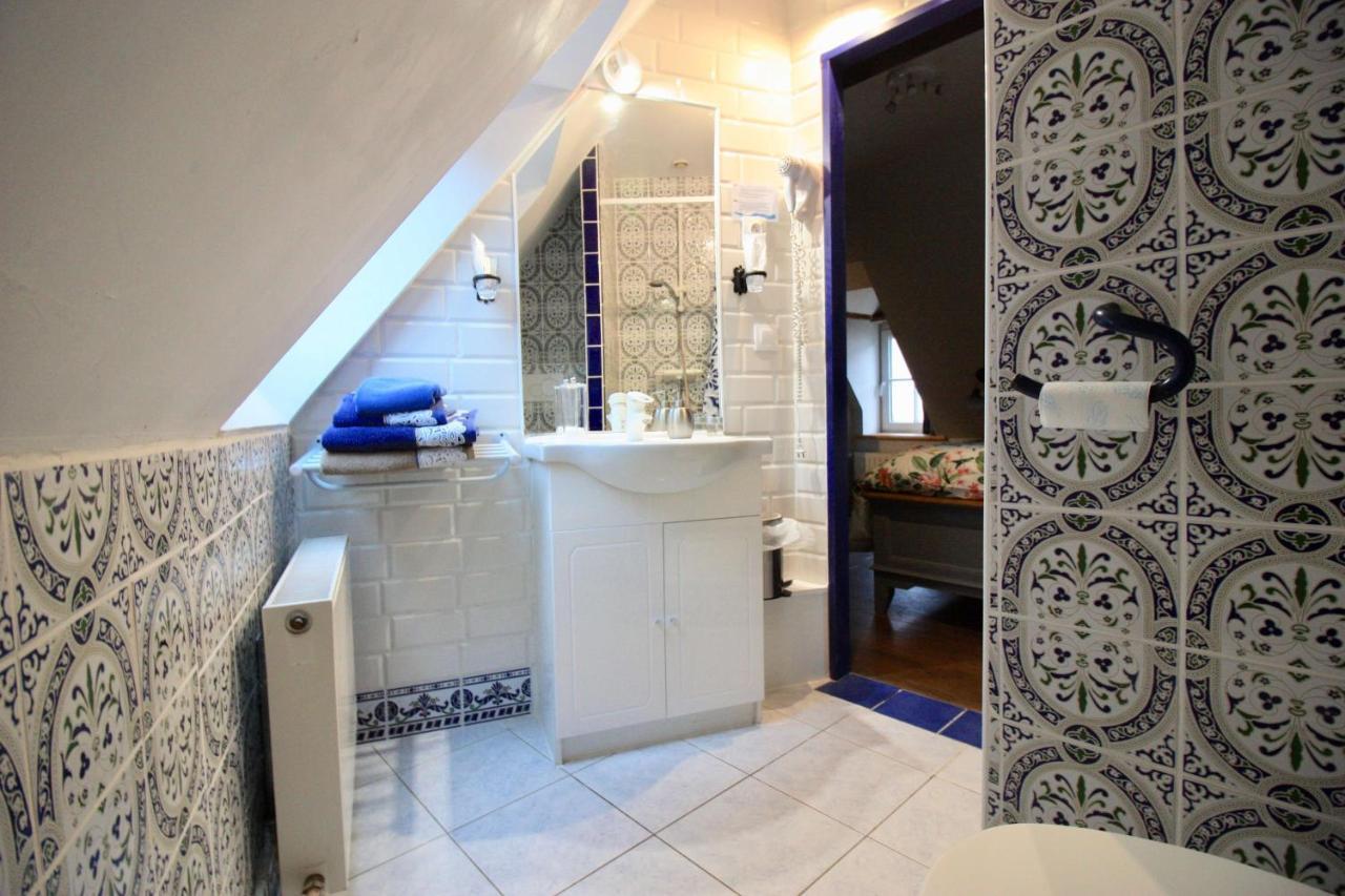 Aggarthi Bed And Breakfast Bayeux Oda fotoğraf